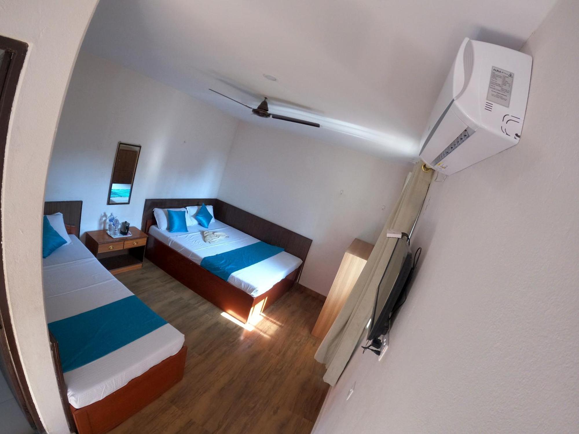 Hotel Dolly Покхара Экстерьер фото
