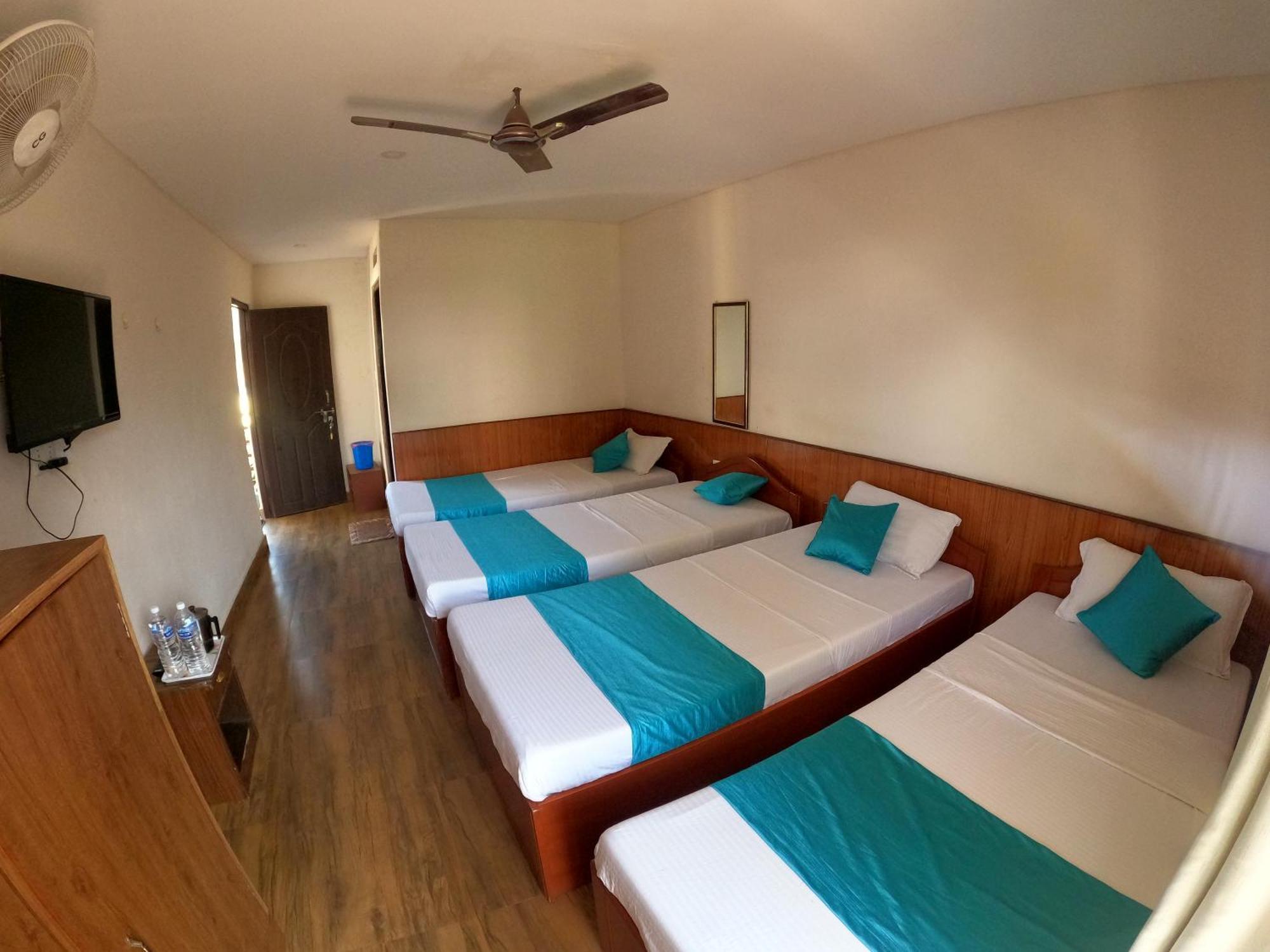 Hotel Dolly Покхара Экстерьер фото